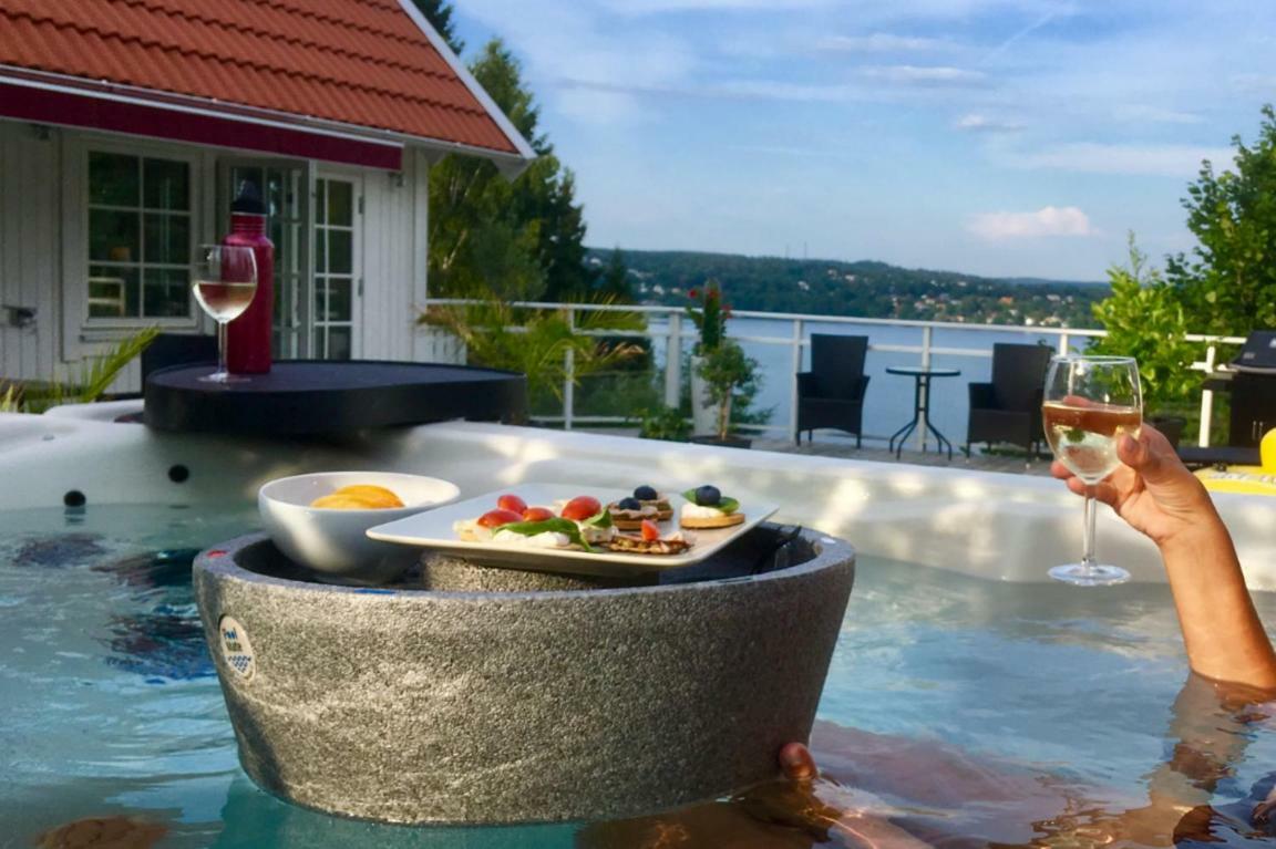 Lovely Studio Apartment Seaview & Private Sauna Lerum Eksteriør bilde